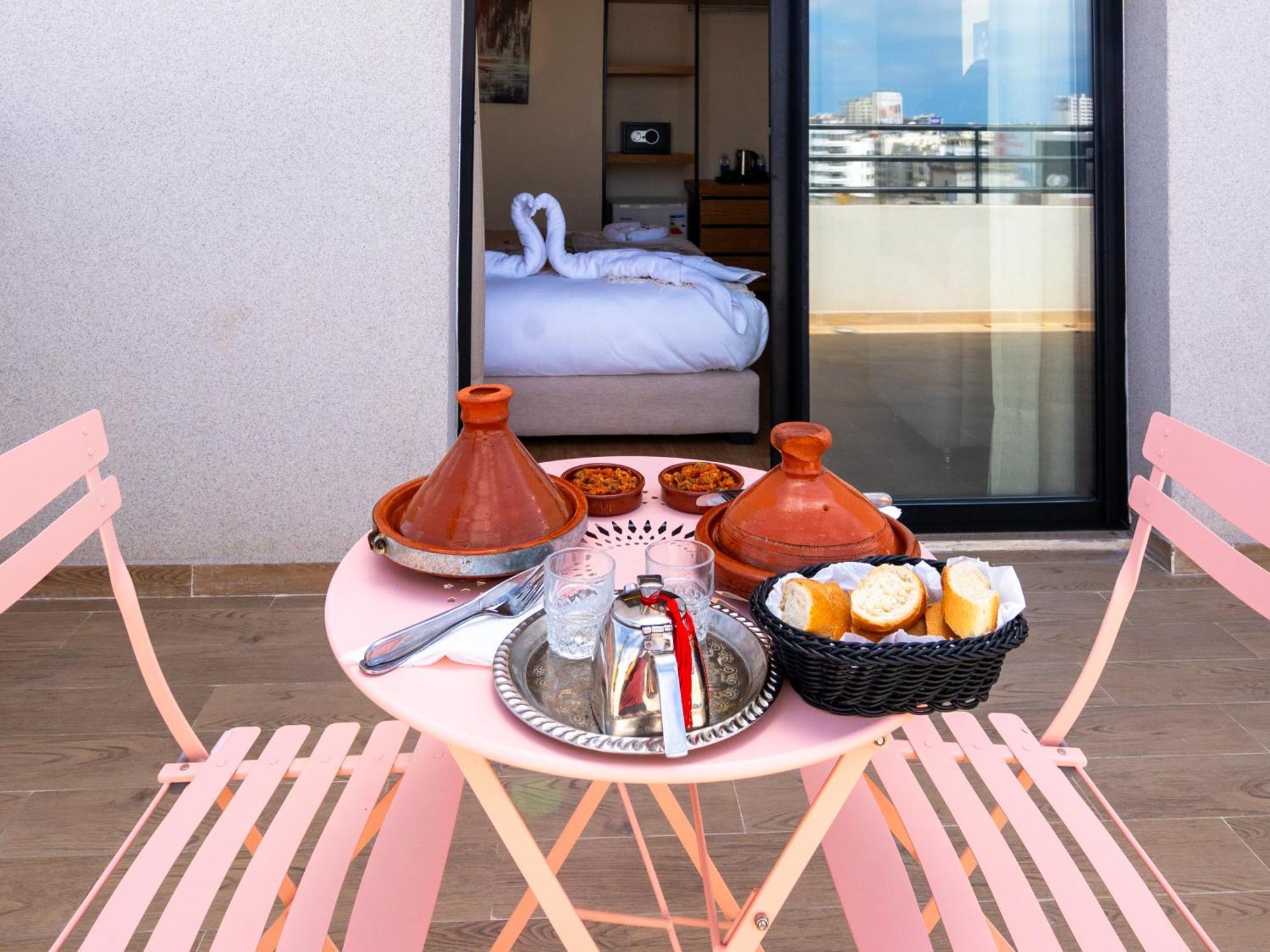 Unico Hotel Maarif Casablanca Buitenkant foto