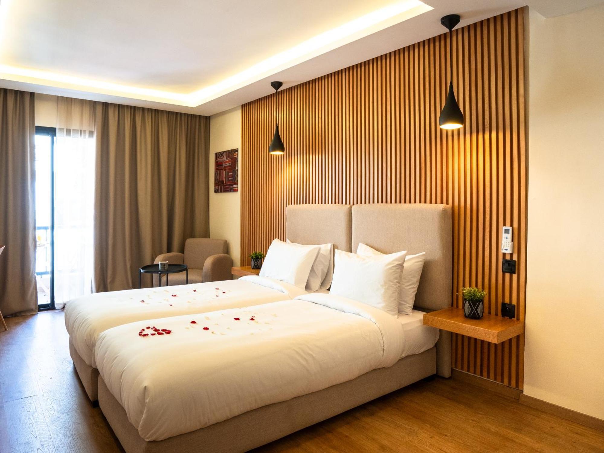 Unico Hotel Maarif Casablanca Buitenkant foto